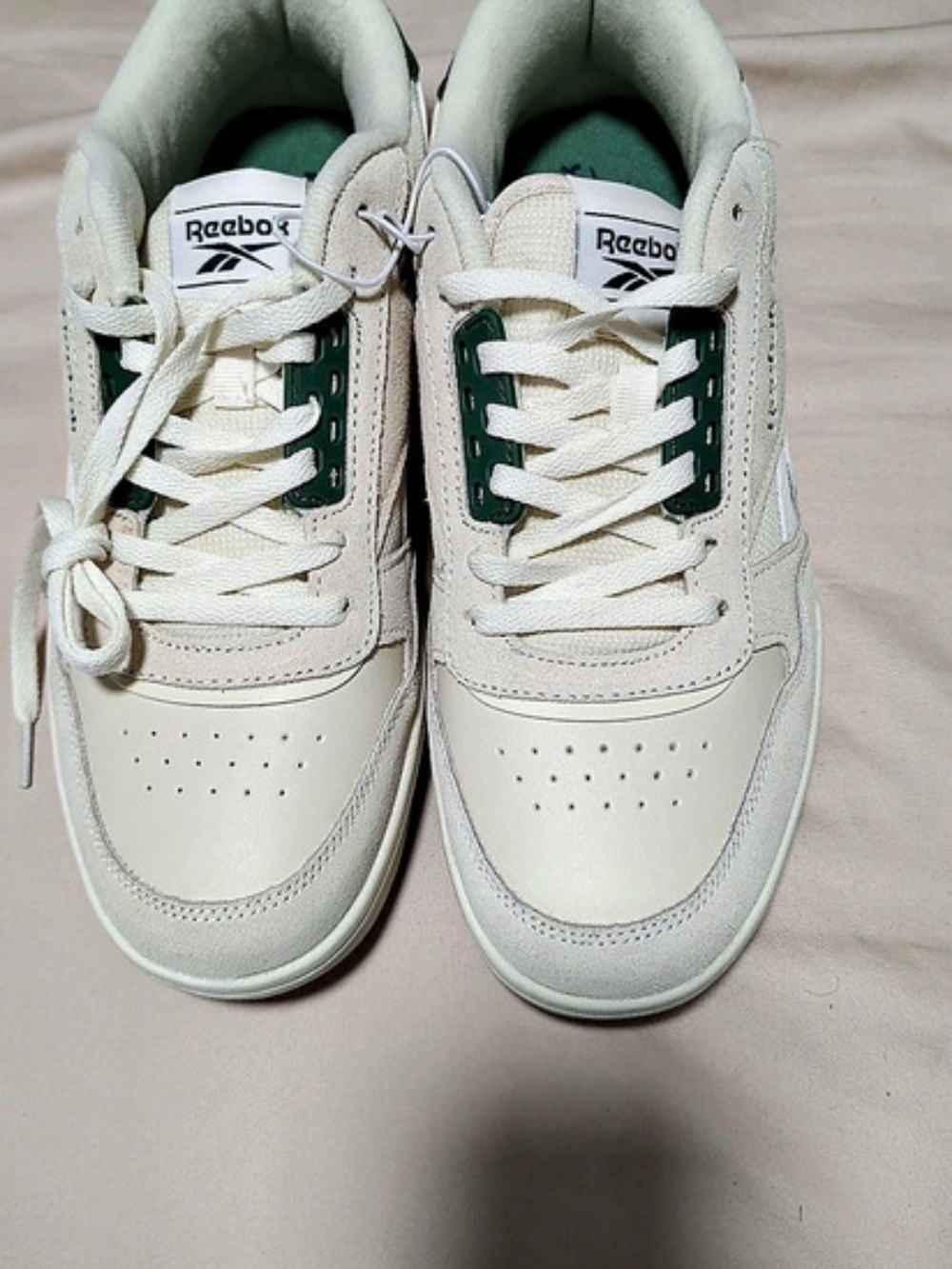 Reebok Club C 85 Sneakers in White & Green Like New
